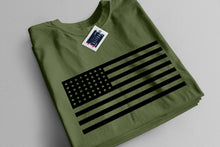 Men's Military Green T-Shirt With a Black US Flag Printed Design